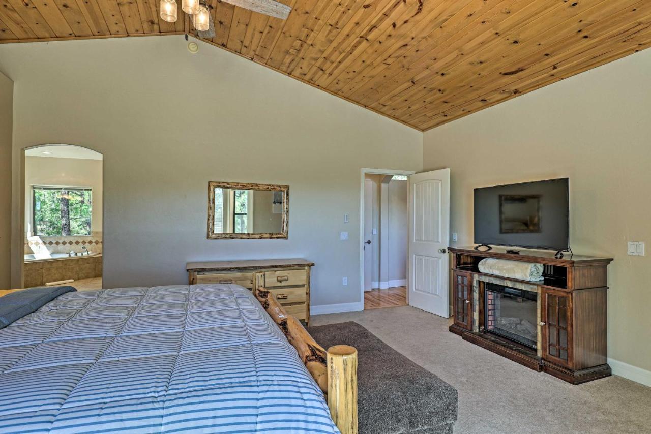 Serene Lakeside Cabin With Decks And Edler Lake Views! Pinetop-Lakeside Exterior photo